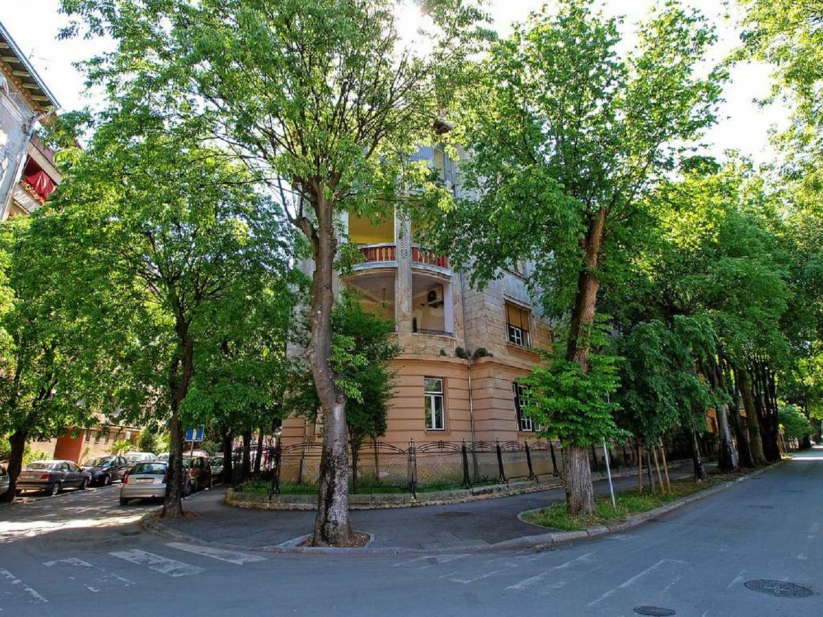 Pietas Iulia Apartment Pula Bagian luar foto