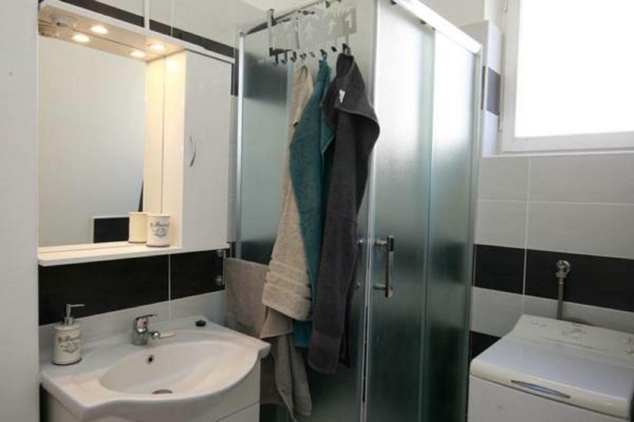 Pietas Iulia Apartment Pula Bagian luar foto