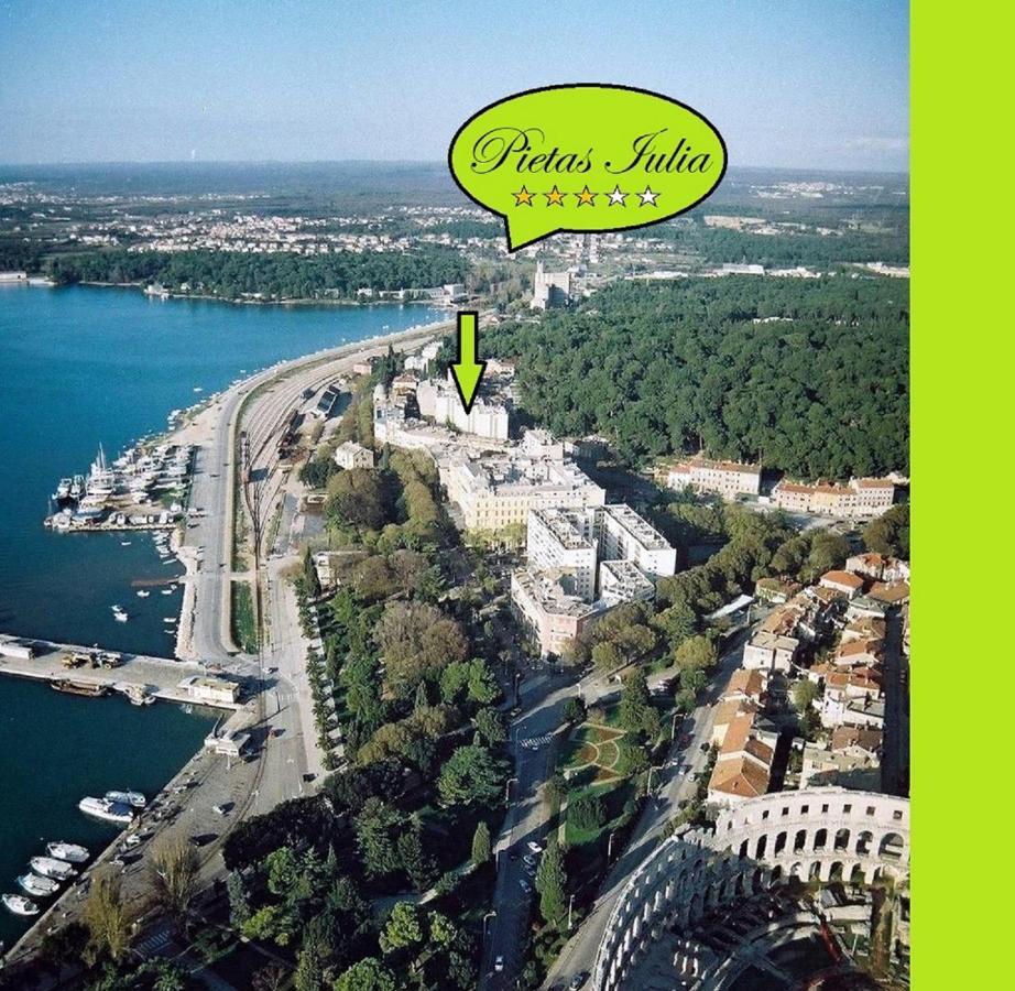 Pietas Iulia Apartment Pula Bagian luar foto